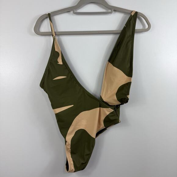 Matte Collection NWOT Swimsuit & Cover Green Camo Assymetric Plunge Neckline - Picture 10 of 12